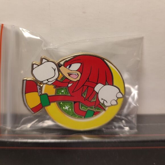 Sonic The Hedgehog Knuckles Character Ring Blind Bag Series Enamel Pin Badge - Picture 1 of 3
